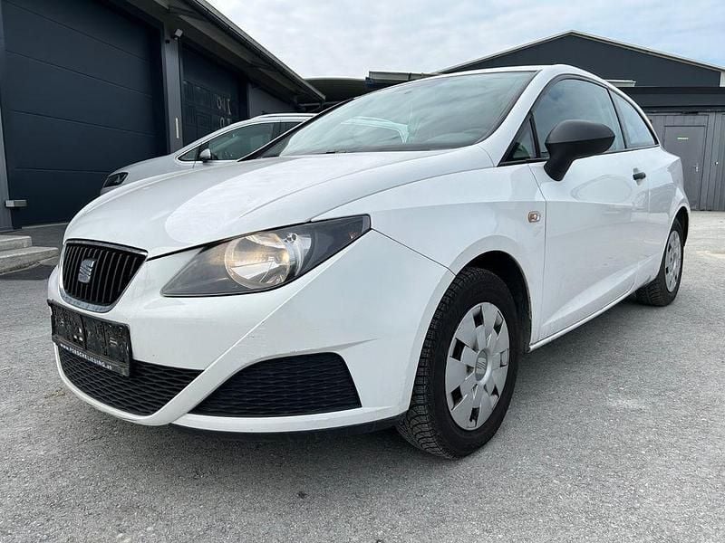 Gebraucht Seat Ibiza SC Basis 60 PS (44 kW) 2011 Weiß Kleinwagen