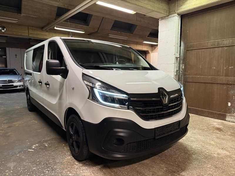 Gebraucht Renault Trafic 120 PS (88 kW) 2021 Weiß Van / Kleinbus
