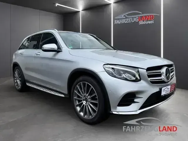 Gebraucht Mercedes GLC300 AMG 245 PS (180 kW) 2019 Andere SUV
