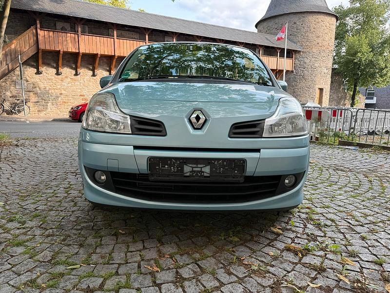Blau Gebraucht 2010 Renault Modus Van / Kleinbus | 1.150 € (Guter Preis) - Bild 1/4