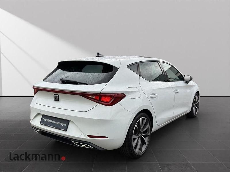 Gebraucht Seat Leon Beats 150 PS (110 kW) 2021 Weiss Limousine