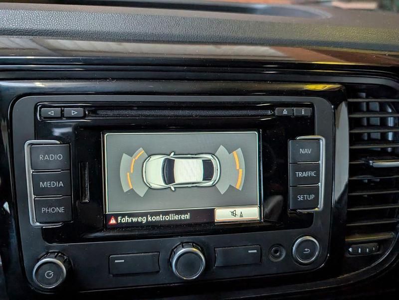 Gebraucht VW Beetle 105 PS (77 kW) 2012 Schwarz Kleinwagen