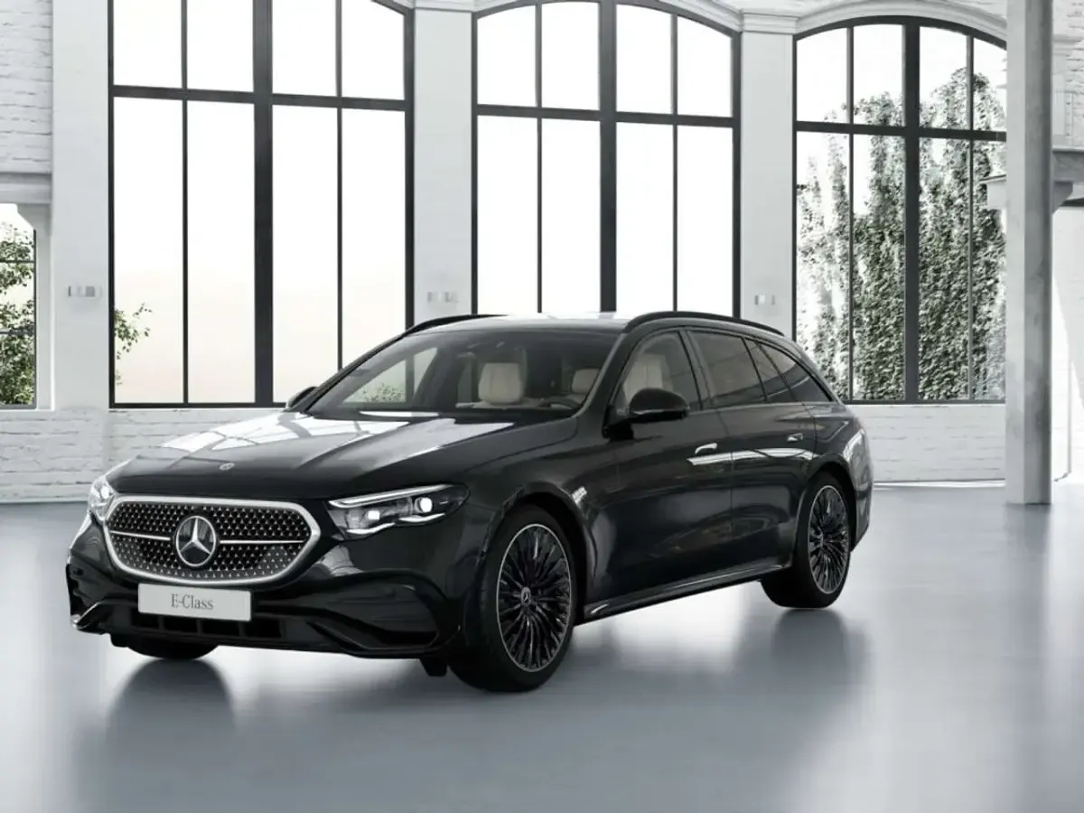 Gebraucht Mercedes E300 Premium Plus 313 PS (230 kW) 2025 Obsidianschwarz Kombi