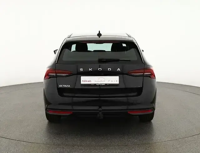 Gebraucht Skoda Octavia 150 PS (110 kW) 2025 Schwarz Kombi