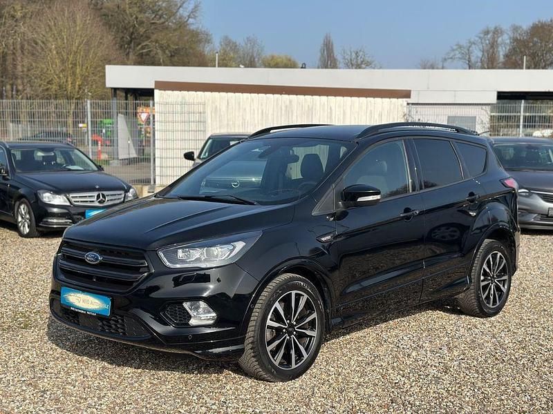 Gebraucht Ford Kuga ST-Line 150 PS (110 kW) 2019 Schwarz SUV