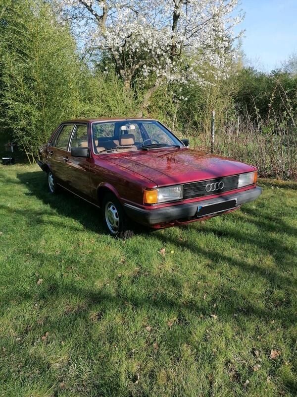 Rot Gebraucht 1983 Audi 80 Limousine | 5.500 € - Bild 1/4