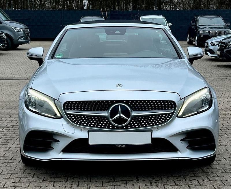 Gebraucht Mercedes C200 AMG line 184 PS (135 kW) 2020 Silber Cabrio