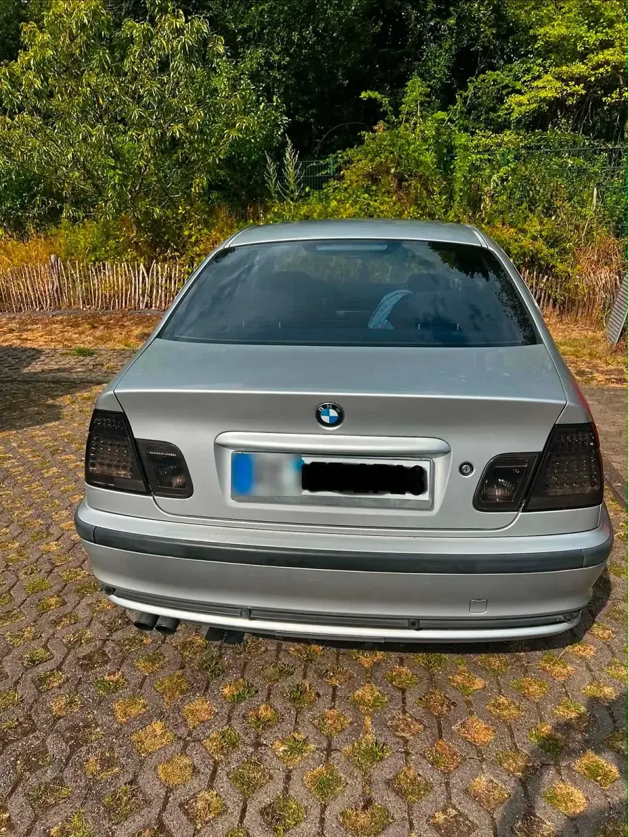 Gebraucht BMW 320 170 PS (125 kW) 1999 Grau Limousine