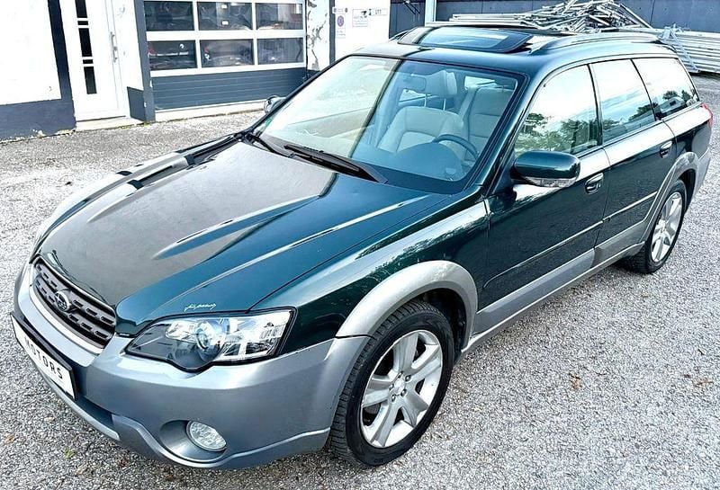 Grün Gebraucht 2004 Subaru Outback SUV | 5.990 € (Fairer Preis) - Bild 1/4