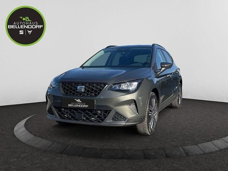 Kliffgrau Gebraucht 2024 Seat Arona Style SUV | 21.940 € (Fairer Preis) - Bild 1/4