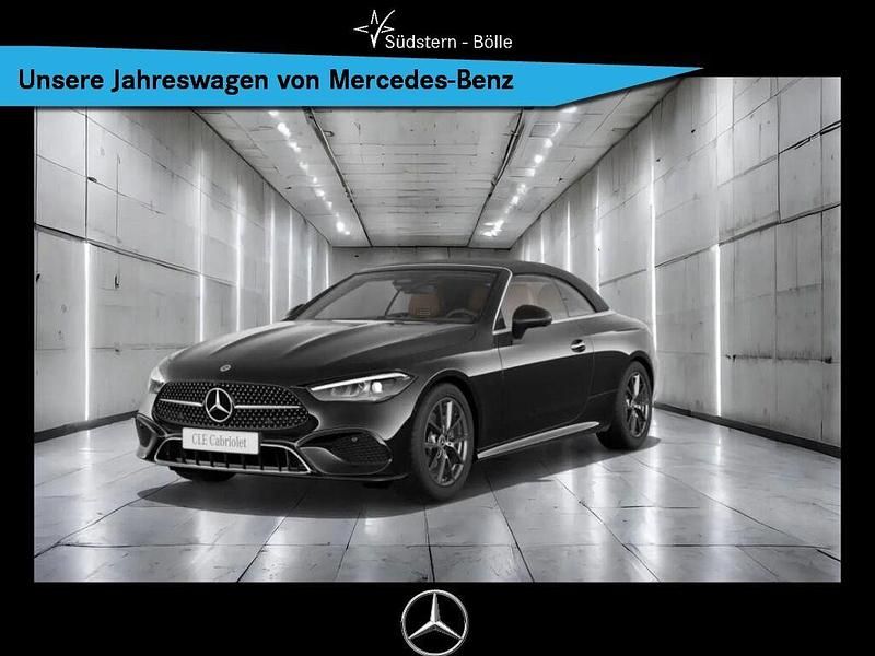 Schwarz Gebraucht 2025 Mercedes 180 Avantgarde Limousine | 51.990 € - Bild 1/4