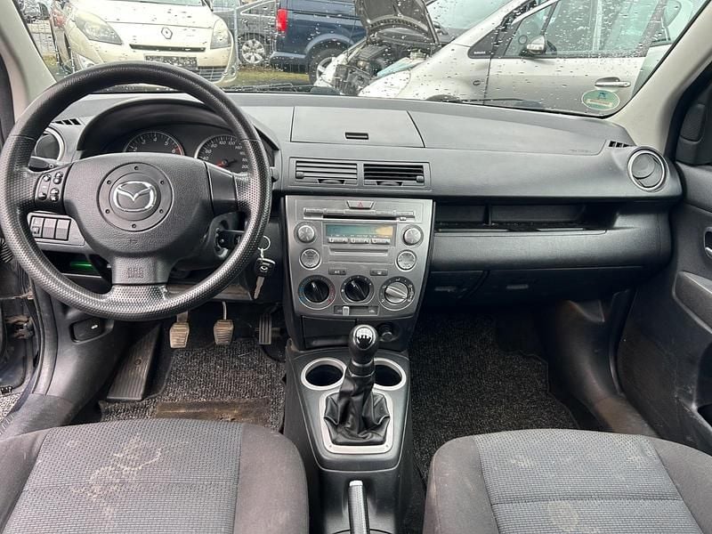 Gebraucht Mazda 2 80 PS (58 kW) 2007 Blau Kleinwagen