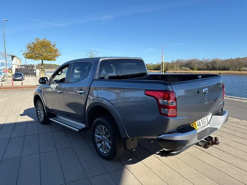 Gebraucht Mitsubishi L200 2016 Grau Pickup