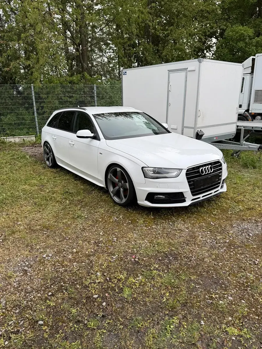 Gebraucht Audi A4 Competition 204 PS (150 kW) 2013 Weiß Kombi