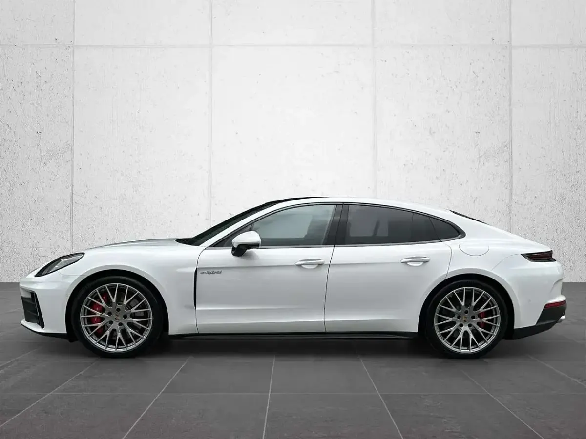 Gebraucht Porsche Panamera 4S 544 PS (400 kW) 2024 Weiß Limousine