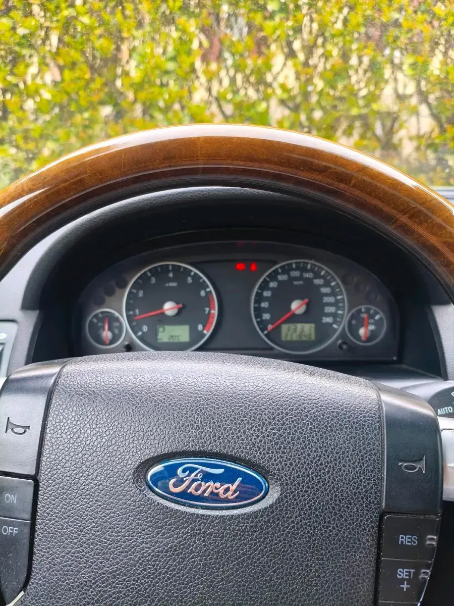 Gebraucht Ford Mondeo 170 PS (125 kW) 2004 Schwarz Kombi