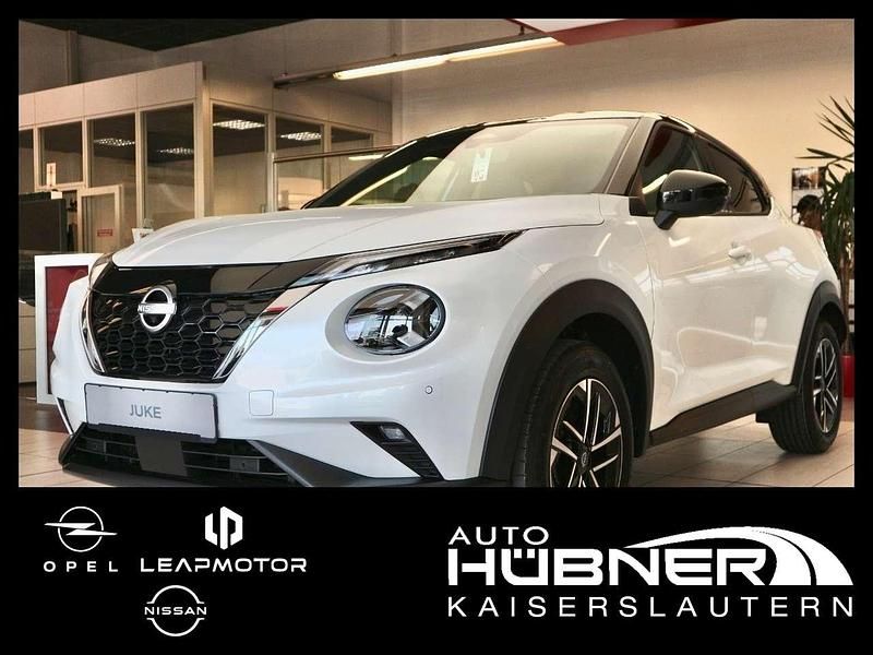 White/black Neu 2025 Nissan Juke N-Connecta SUV | 25.990 € (Guter Preis) - Bild 1/4