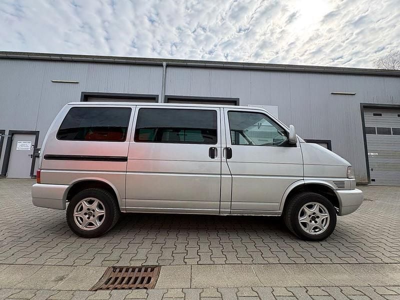 Second-hand VW T4 102 CP (75 kW) 2003 Argintiu Van