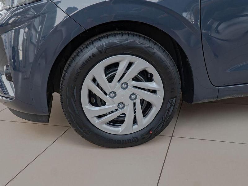 Neu Hyundai i10 Select 63 PS (46 kW) 2025 Grau Kleinwagen