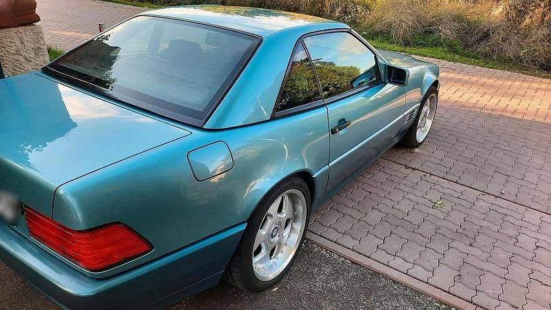 Gebraucht Mercedes SL320 231 PS (169 kW) 1994 Andere farben Cabrio