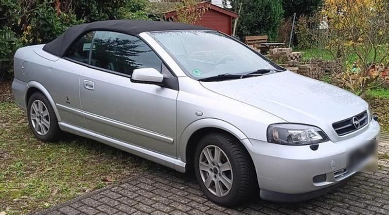 Gebraucht Opel Astra 147 PS (108 kW) 2002 Grau Cabrio