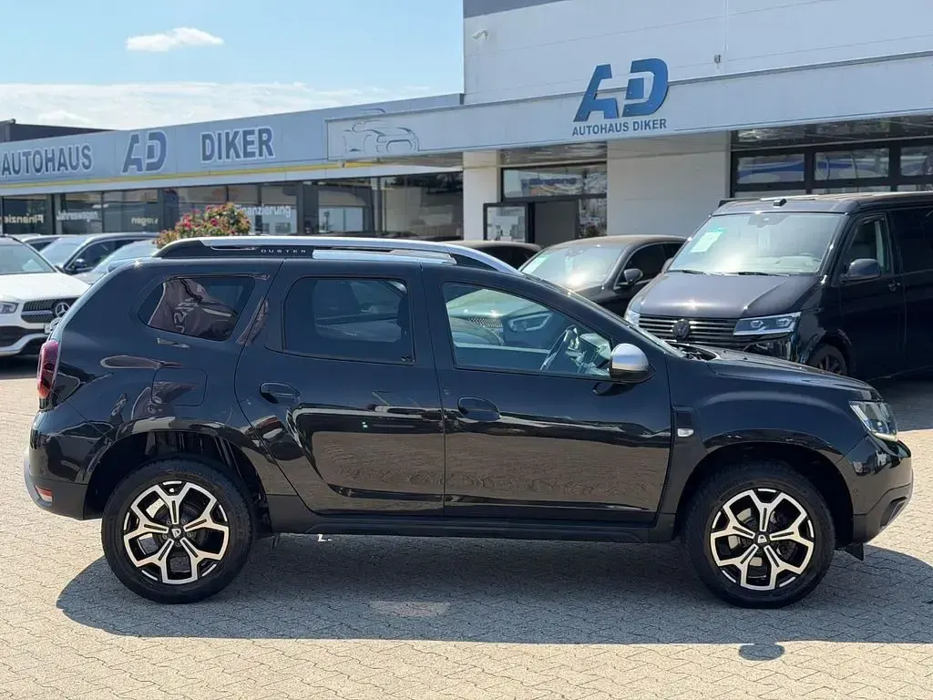 Gebraucht Dacia Duster Prestige 116 PS (85 kW) 2021 Schwarz SUV