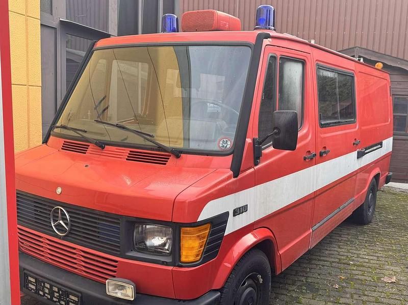 Gebraucht Mercedes T1 105 PS (77 kW) 1990 Rot Van
