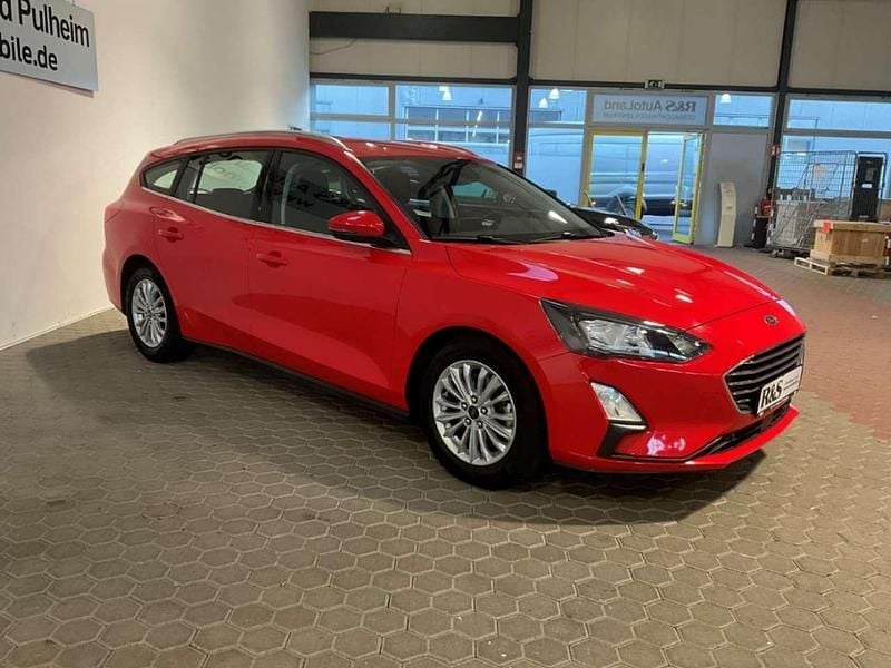 Gebraucht Ford Focus Titanium 151 PS (111 kW) 2019 Rot Kombi