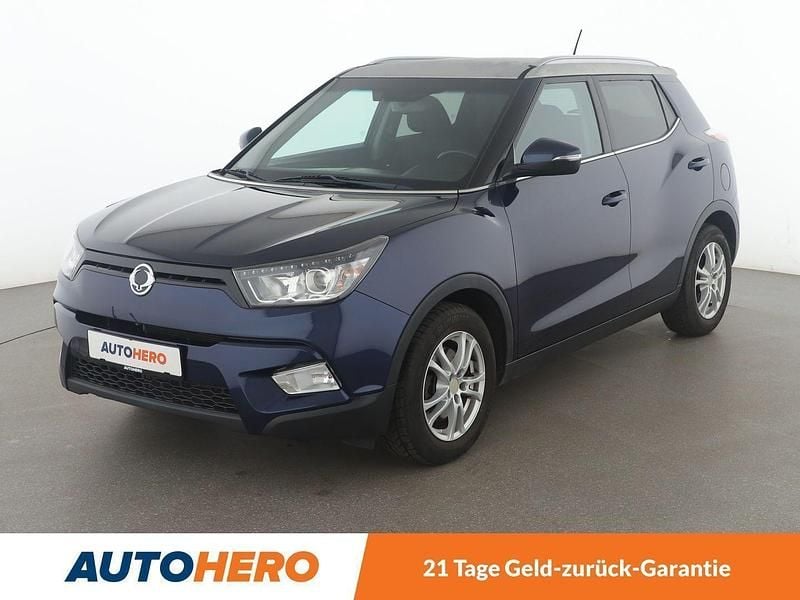 Blau Gebraucht 2016 Ssangyong (KGM) Tivoli SUV | 8.800 € (Superpreis) - Bild 1/3