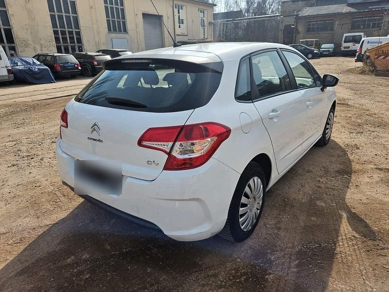 Second-hand Citroën C4 PureTech 110 CP (80 kW) 2017 Negru Berlinǎ