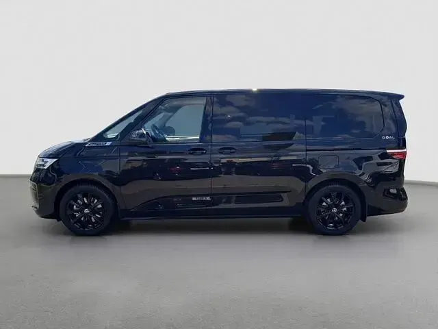 Gebraucht VW Multivan Goal 150 PS (110 kW) 2026 Schwarz (deep black perleffekt) Van / Kleinbus