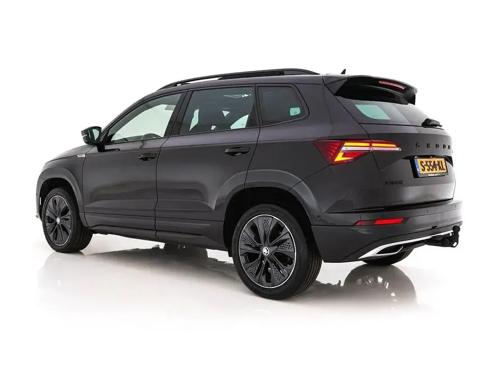 Gebraucht Skoda Karoq Business Line 150 PS (110 kW) 2023 Schwarz SUV