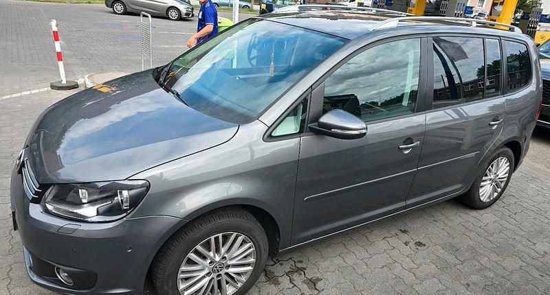 Gebraucht VW Touran 105 PS (77 kW) 2015 Grau Van / Kleinbus