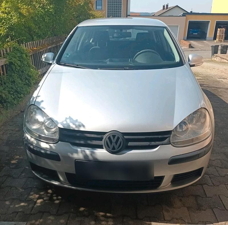 Silber Gebraucht 2005 VW Golf V Kleinwagen | 999 € (Superpreis) - Bild 1/4