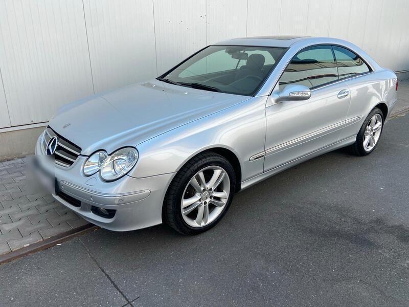 Silber Gebraucht 2005 Mercedes CLK200 Avantgarde Coupé | 5.600 € (Superpreis) - Bild 1/4