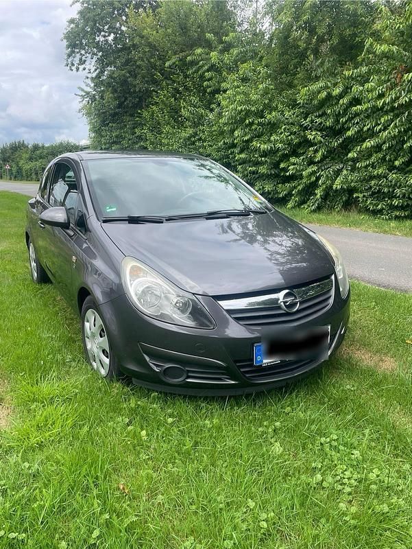 Grau Gebraucht 2010 Opel Corsa Edition Kleinwagen | 2.999 € (Fairer Preis) - Bild 1/4