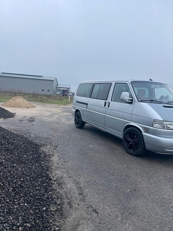 Gebraucht VW T4 151 PS (111 kW) 2003 Silber Van