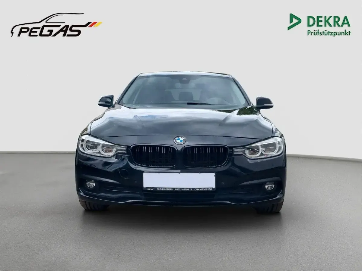 Używany BMW 320 Advantage 190 KM (139 kW) 2017 Czarny Kombi