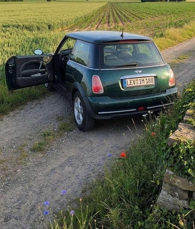 Second-hand Mini ONE 90 CP (66 kW) 2006 Hatchback