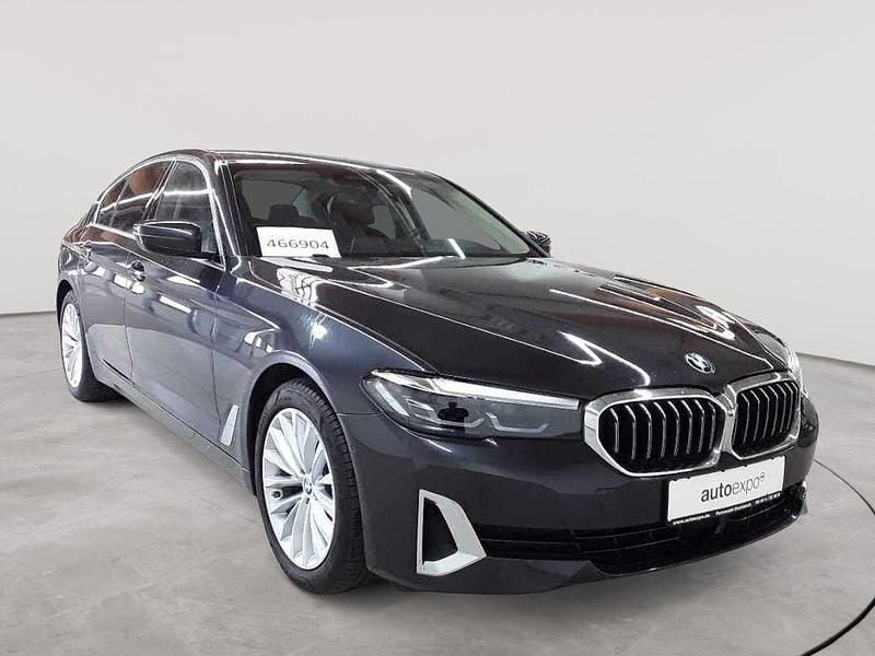 Gebraucht BMW 520 Luxury Line 190 PS (139 kW) 2022 Sophistograu brillanteffekt metallic Limousine