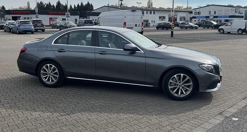 Second-hand Mercedes E350 258 CP (189 kW) 2018 Gri Berlinǎ