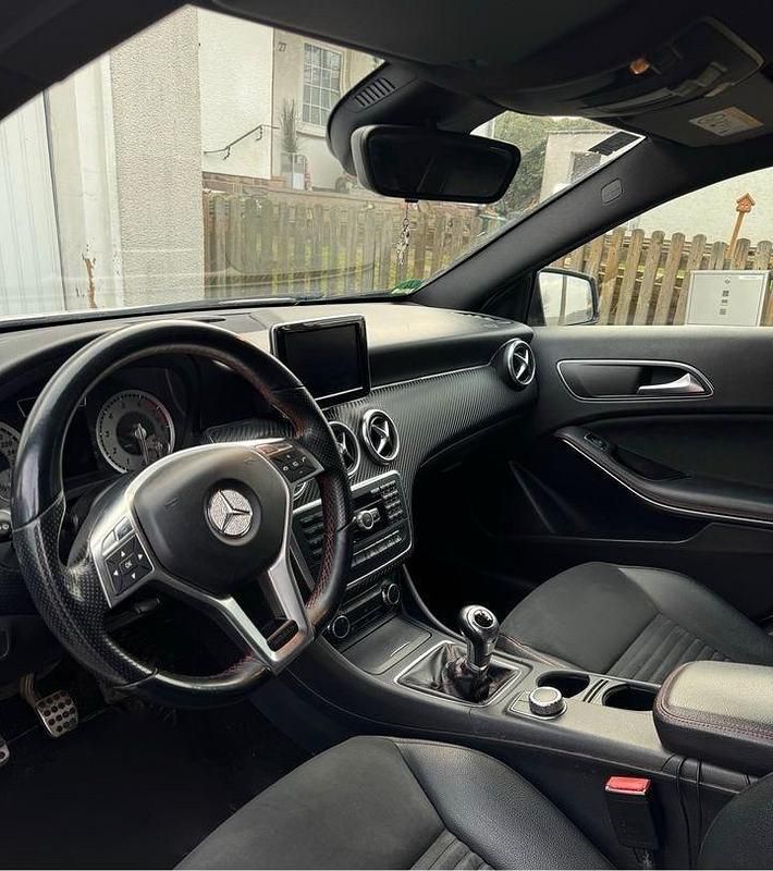 Gebraucht Mercedes A200 AMG line 156 PS (114 kW) 2013 Weiß Kleinwagen