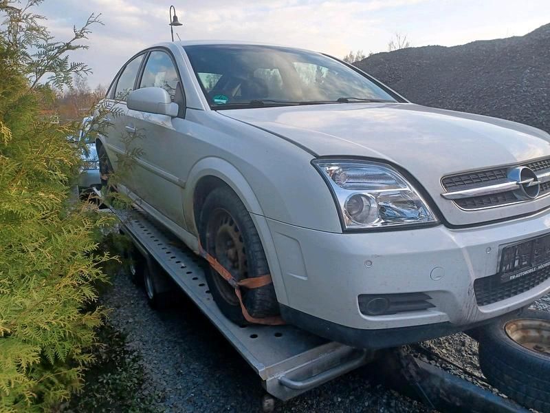 Gebraucht Opel Vectra 147 PS (108 kW) 2002 Weiß Limousine