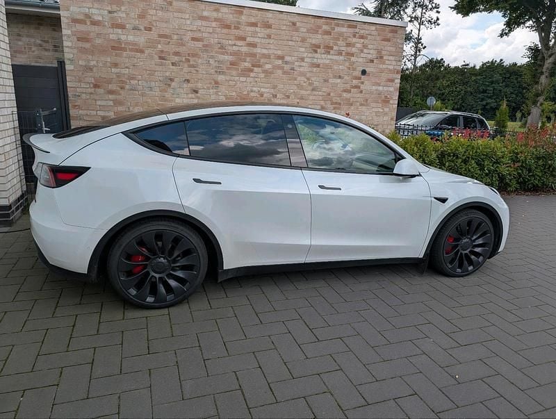 Gebraucht Tesla Model Y Performance 392 kW (534 PS) 2022 Weiß SUV