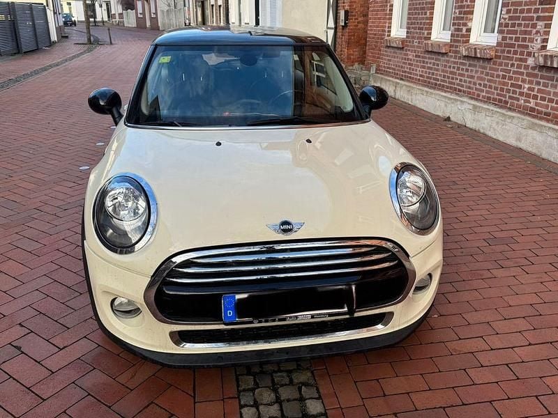 Gebraucht Mini Cooper 136 PS (100 kW) 2015 Weiß Kleinwagen