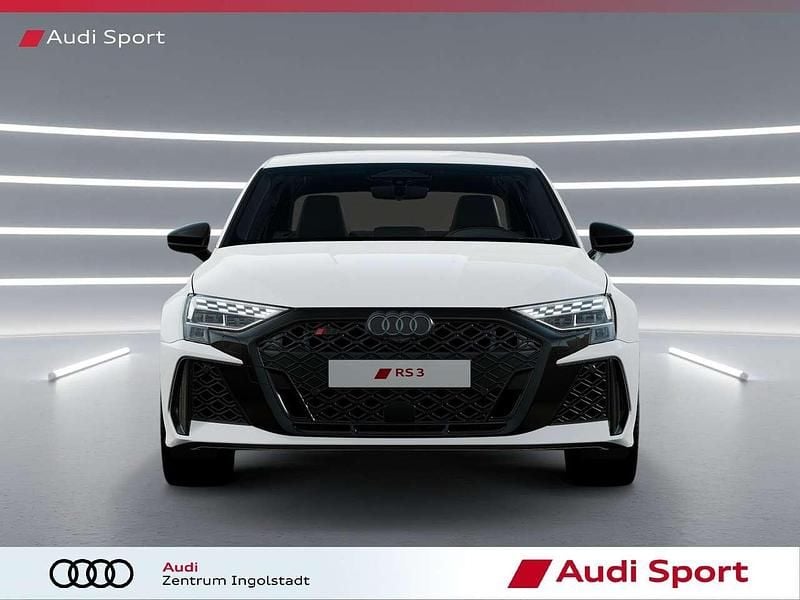 Neu Audi RS3 Sport 400 PS (294 kW) 2025 Weiß Limousine