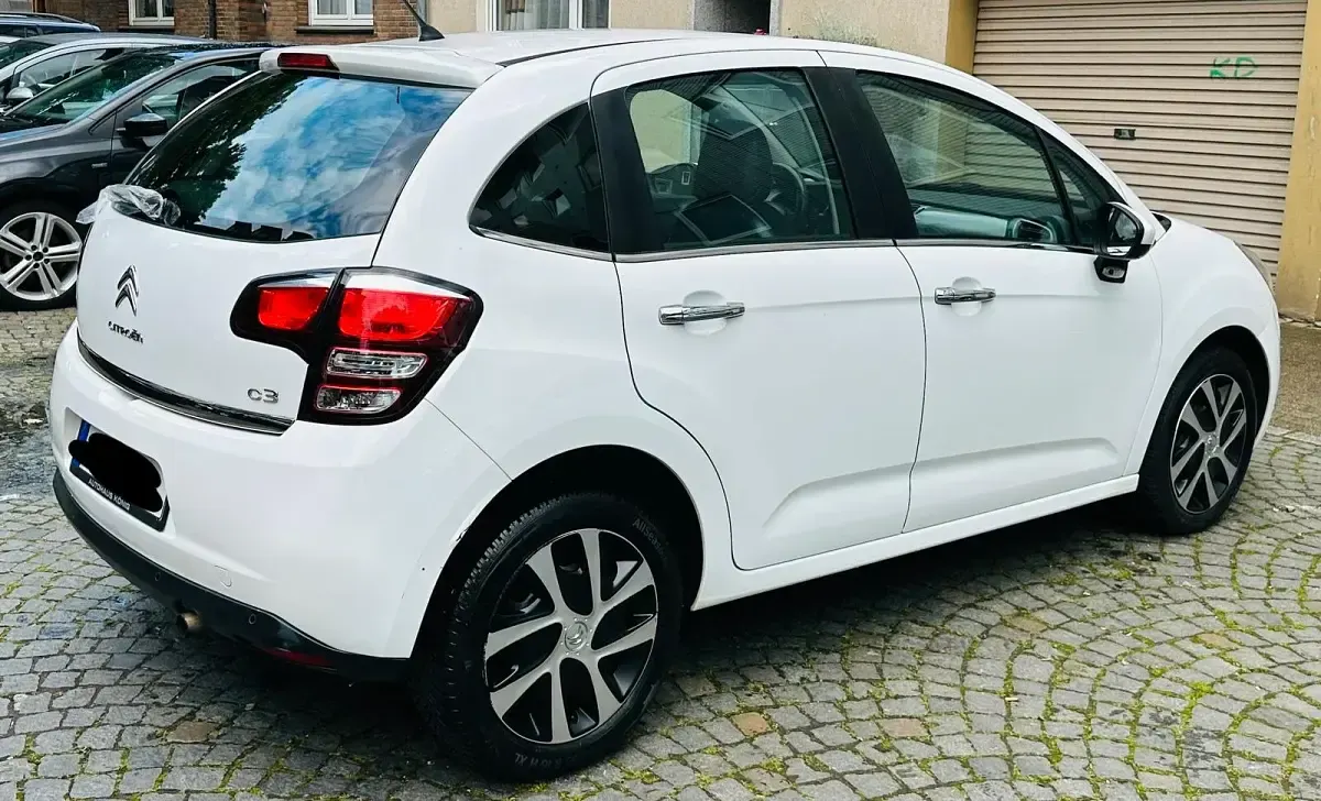 Używany Citroën C3 70 KM (51 kW) 2017 Biały Hatchback