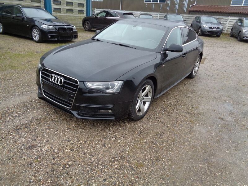 Schwarz Gebraucht 2016 Audi A5 Sportback Limousine | 8.900 € - Bild 1/4
