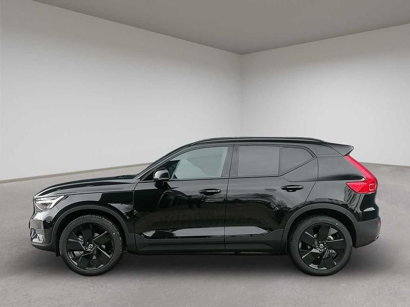 Gebraucht Volvo XC40 Plus 163 PS (119 kW) 2025 Schwarz SUV