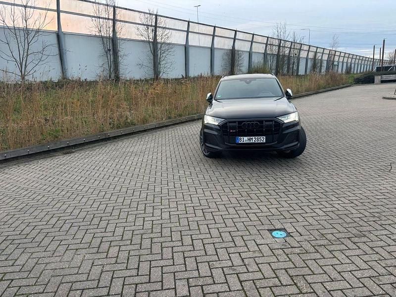 Gebraucht Audi SQ7 Ambiente 435 PS (319 kW) 2020 Schwarz SUV